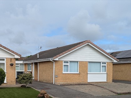 3 Bed Bungalow, Cunningham Close, BH23