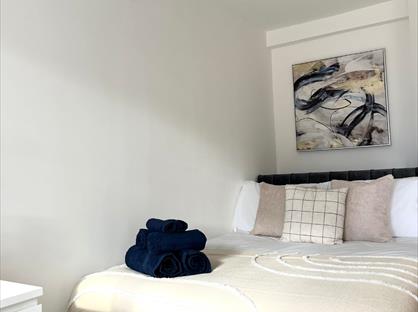 1 Bed Terraced House, Loates Lane, WD17