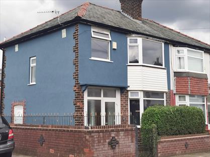 3 Bed Semi-Detached House, St Andrews Avenue, M43