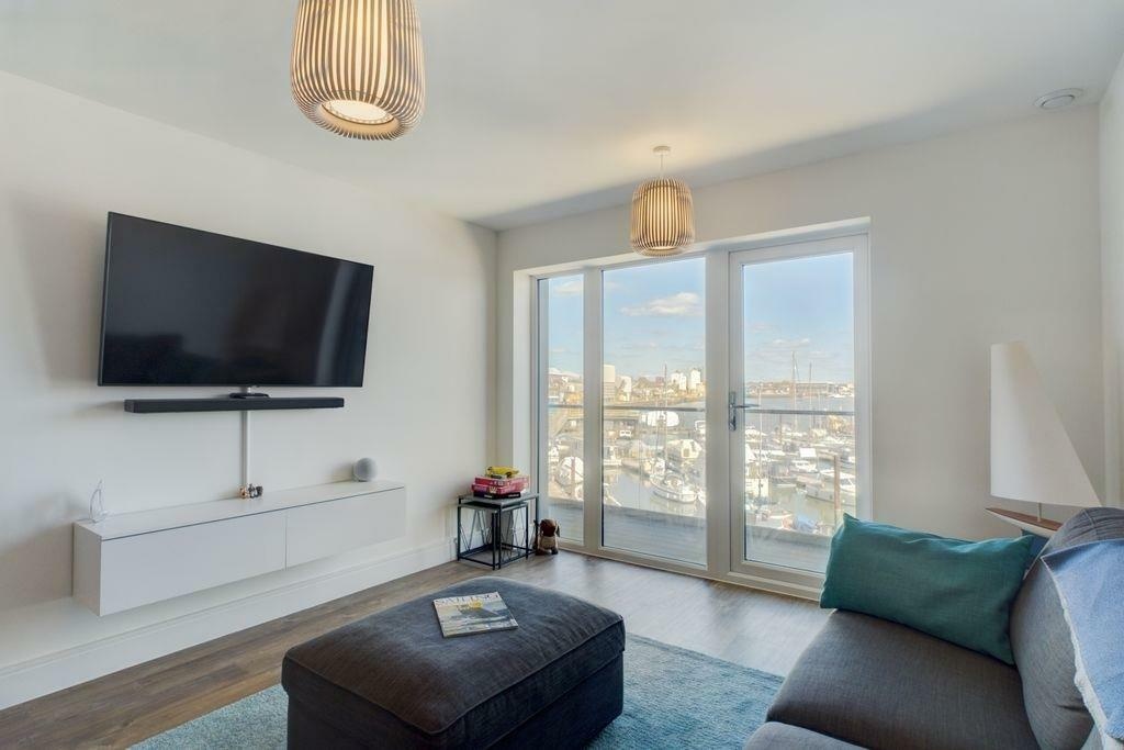 Additional image 3 of 2 Bed Flat, Thomas Blake Avenue, SO14, N1 7GU