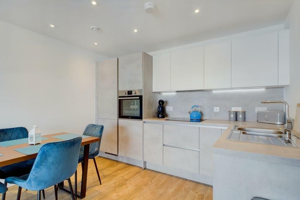 Additional image 5 of 2 Bed Flat, Thomas Blake Avenue, SO14, N1 7GU