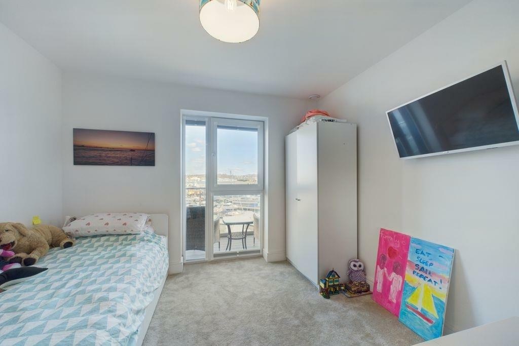 Additional image 9 of 2 Bed Flat, Thomas Blake Avenue, SO14, N1 7GU