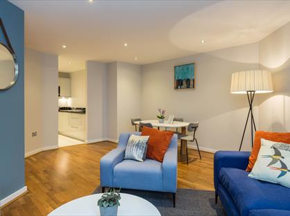 2 Bed Flat, Stamford Street, SE1