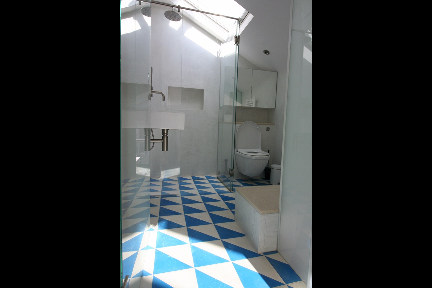 1 Bed Flat, Chesterton Road, W10 photo 4