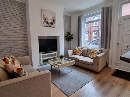 2 Bed Terraced House, Stanley Terrace, LS12