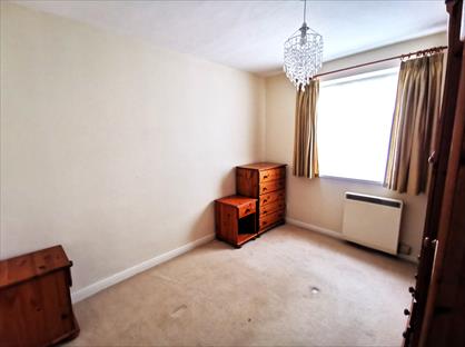 1 Bed Flat, Southcote Road, RG30