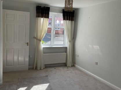 2 Bed Semi-Detached House, Upton Drive, CV11