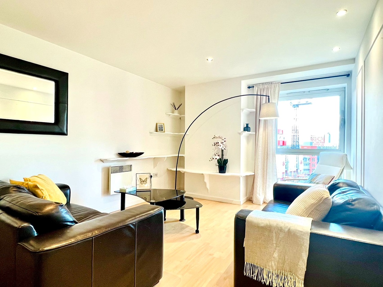 Birmingham 2 Bed Flat, Masshouse Plaza, B5 To Rent Now for £1,250.