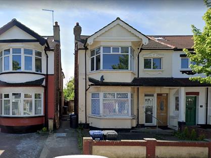 2 Bed Flat, Hale Grove Gardens, NW7
