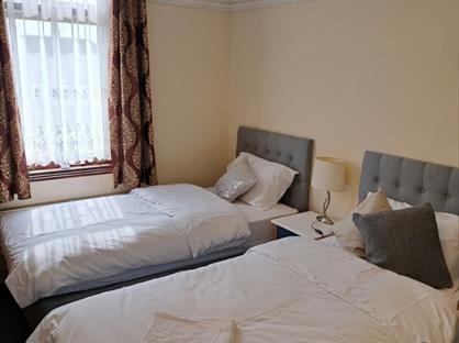 Room in a Shared House, Herbert Road, IG3