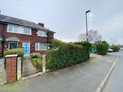 3 Bed Semi-Detached House, Spark Road, M23