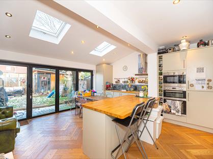 3 Bed Terraced House, Ashbourne Road, CR4