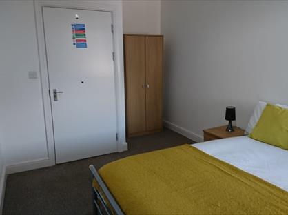 Room in a Shared House, Queen Street, DN22