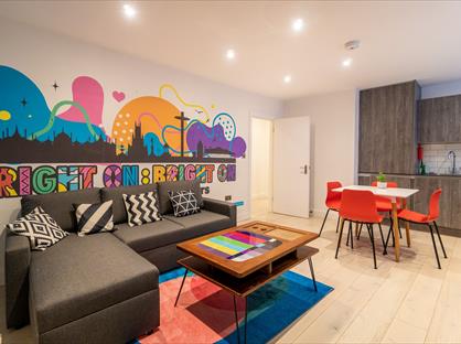 1 Bed Flat, Western Road, BN1