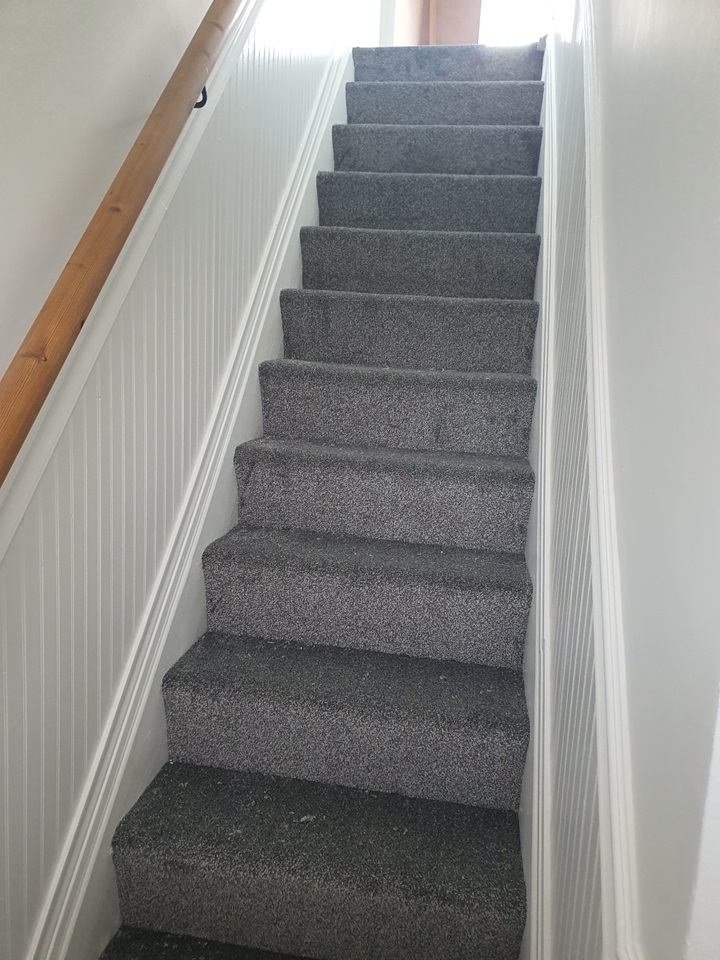 StainesUponThames 2 Bed SemiDetached House, Fenton Avenue, TW18