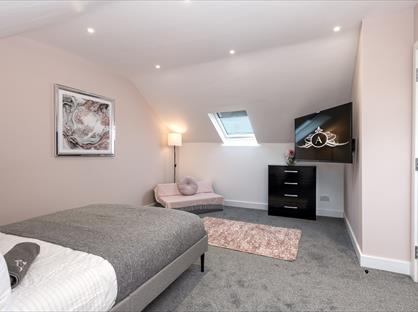 1 Bed Flat, Gardiner Street, ME7