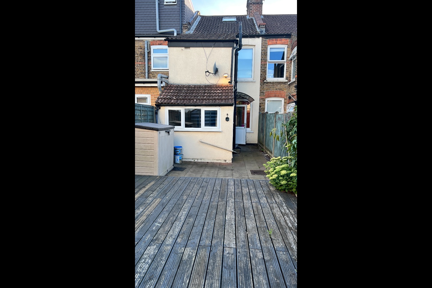 Watford 2 Bed Terraced House, Leavesden Road, WD24 To Rent Now for