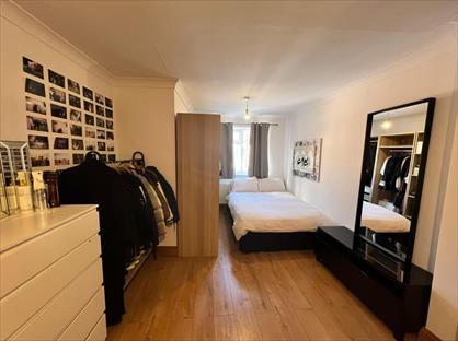 2 Bed Flat, West Street, BN1