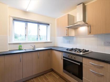 2 Bed Flat, Green Road, PA2
