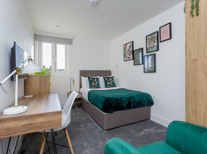 Room in a Shared House, Tennyson Road, PO2