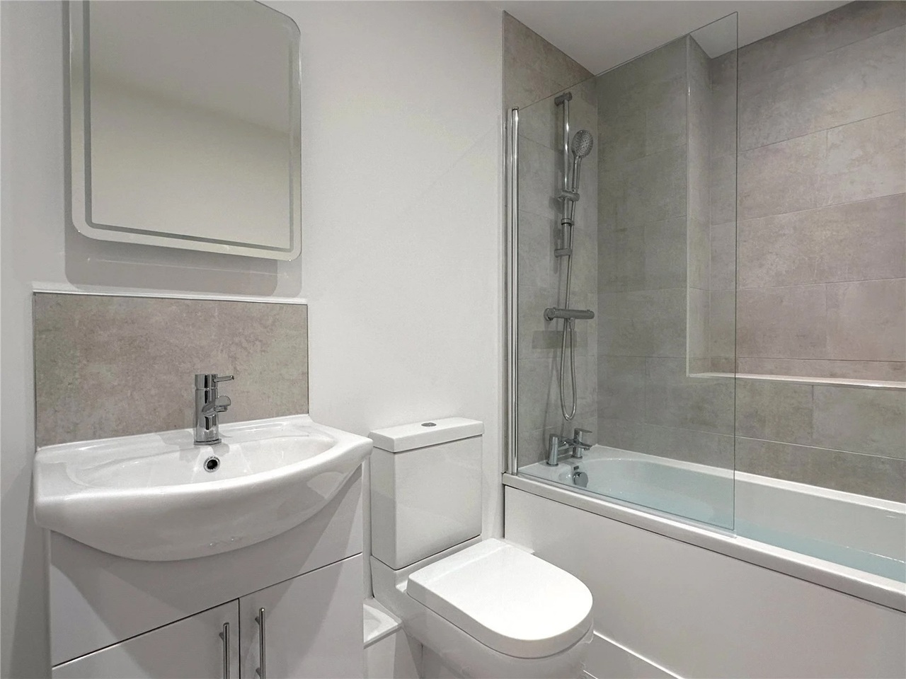 Additional image 8 of 2 Bed Flat, Broadway, OX11, N1 7GU