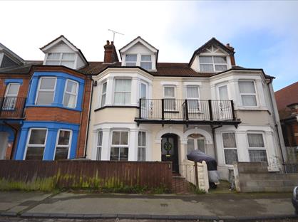 1 Bed Flat, Cavendish Road, IP11