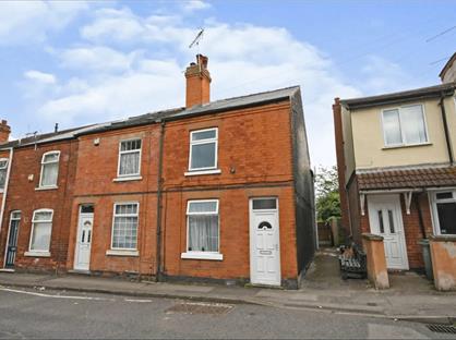 3 Bed End Terrace, Somersall Street, NG19