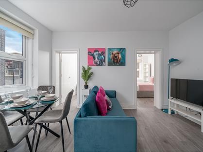 2 Bed Flat, Grimsby Street, E2