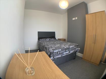 Room in a Shared House, Lovely Lane, WA5