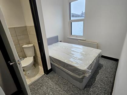 Room in a Shared House, Livingstone Road, ME7