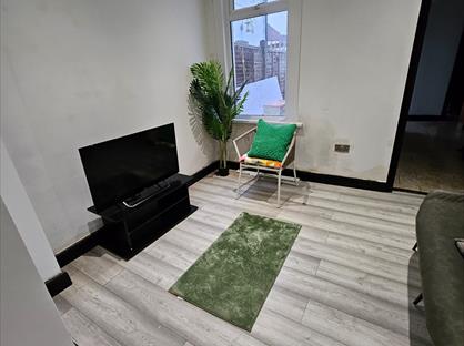 Room in a Shared House, Livingstone Road, ME7