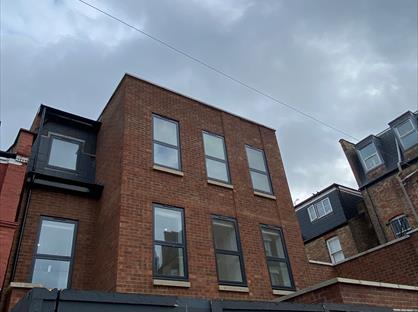 4 Bed Flat, Green Lanes, N4