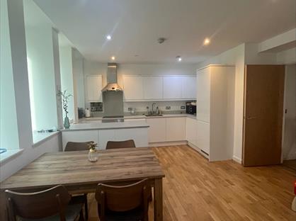 2 Bed Flat, Emerald House, CR0