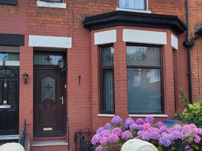 4 Bed Terraced House, Croft Street, M7