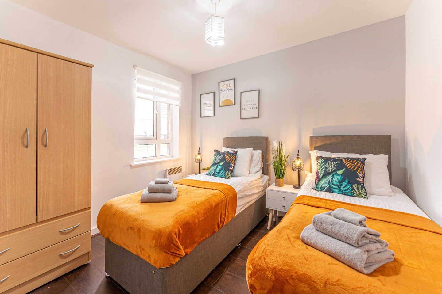 Coventry 2 Bed Flat, Beauchamp House, CV1 To Rent Now for £3,000.00 p/m