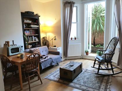 1 Bed Flat, Finchely Road, NW3