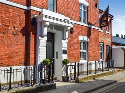 2 Bed Maisonette, The Courthouse, YO8