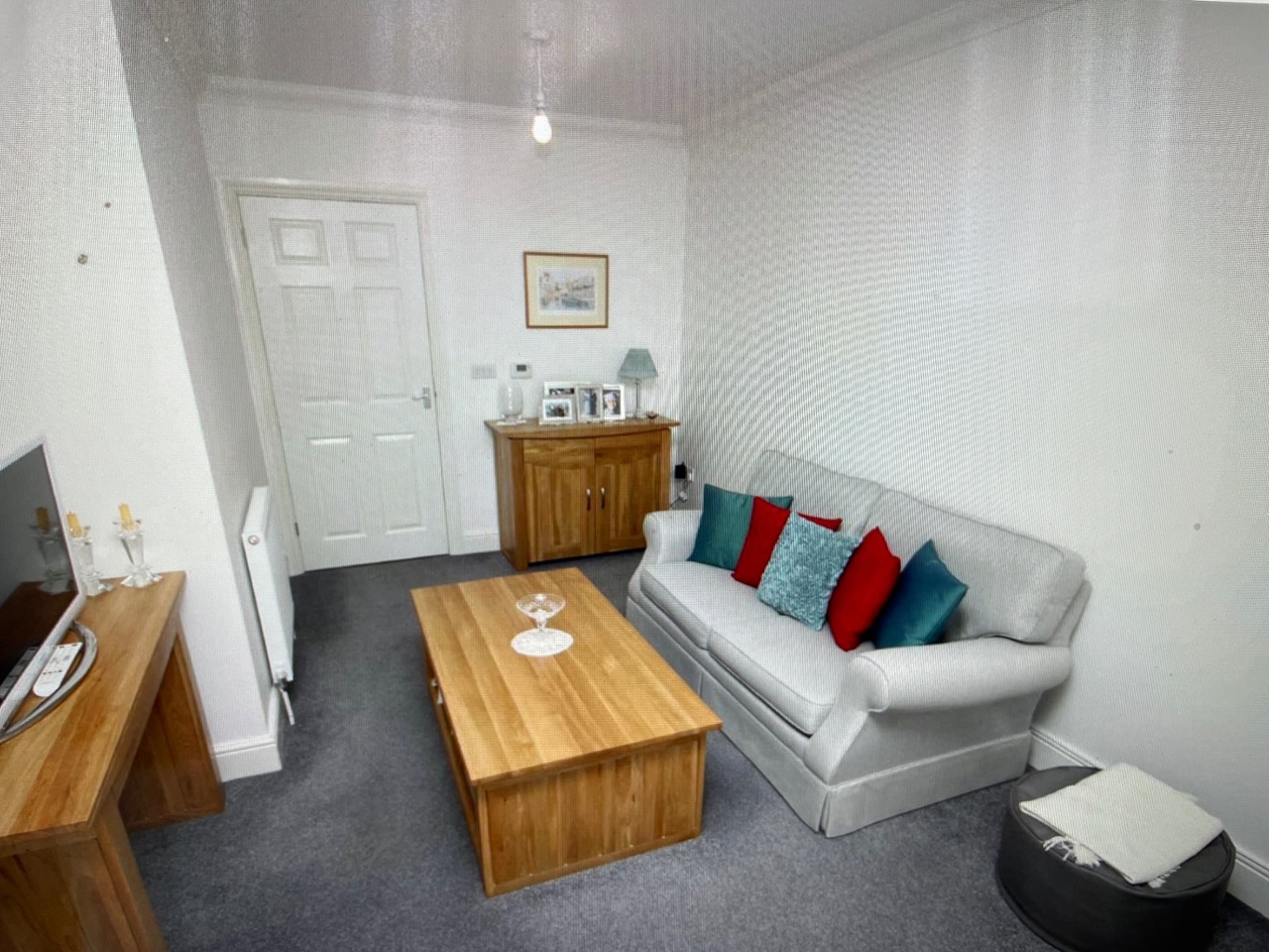 2 Bed Flat, Green End Road, CB4 photo 3