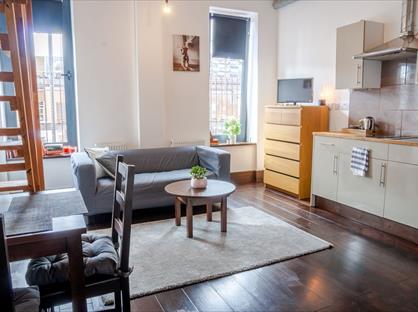 Studio Flat, Hanover House, NW2