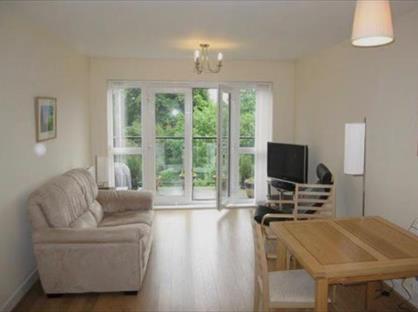 2 Bed Flat, Kendra Hall Road, CR2
