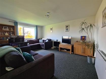 2 Bed Flat, Wordsworth Close, SG8