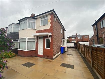 3 Bed Semi-Detached House, Kingsway, M27