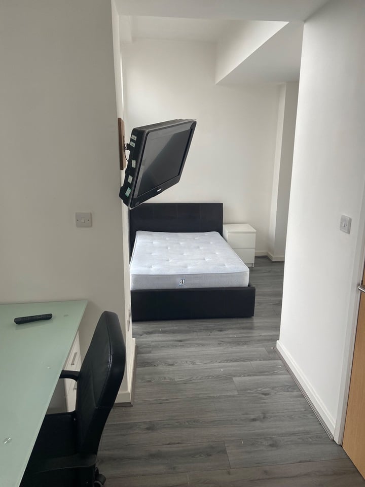 Studio Flat, Jamica Street, L1 photo 4