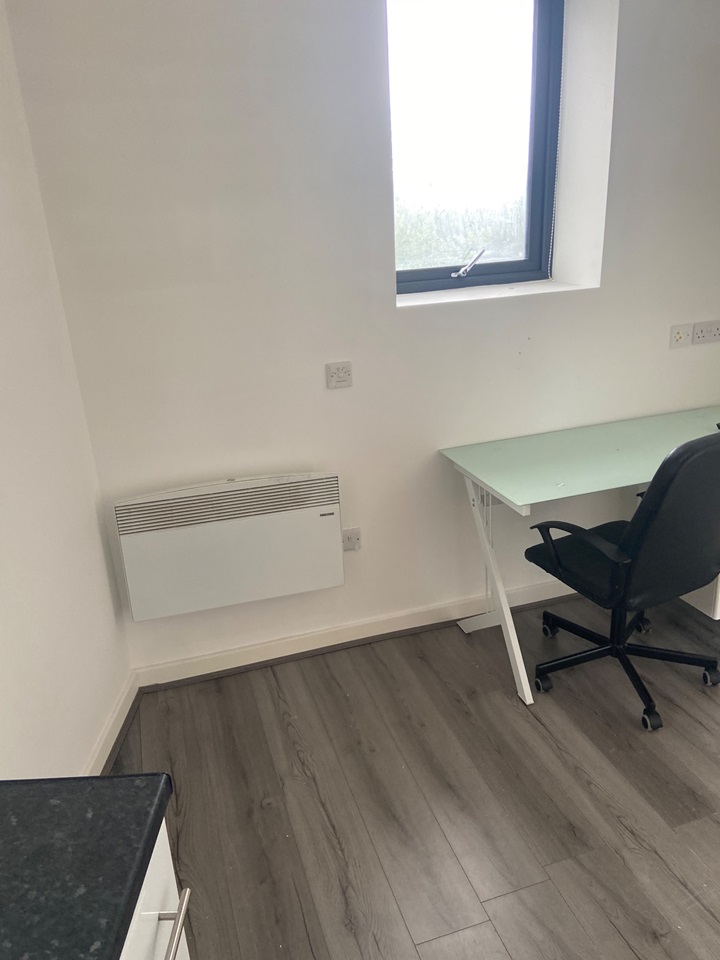 Studio Flat, Jamica Street, L1 photo 5