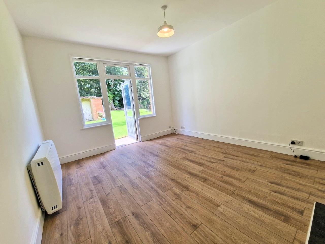 1 Bed Flat, Fordhouse Lane, B30 photo 2