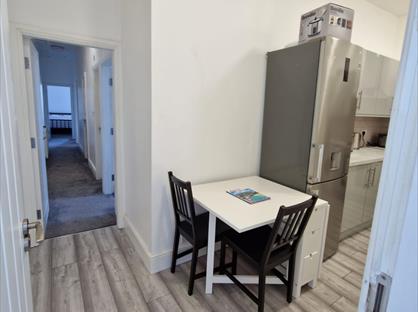 3 Bed Flat, Queens Road, NG9