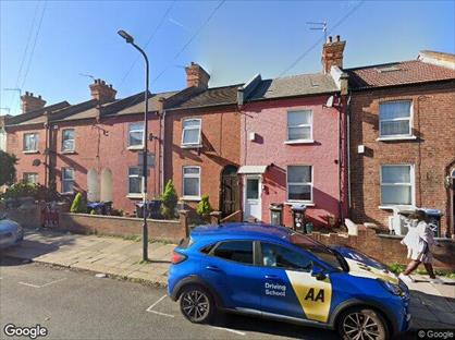 Room in a Shared Flat, Woodheyes Road, NW10