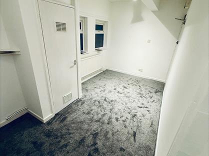 1 Bed Flat, Prices House, NP11