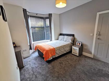 Room in a Shared House, Poplar Road, B66