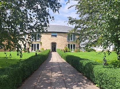 1 Bed Flat, Lidgett Lane, LS8